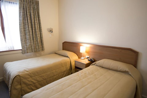 University House - ANU - Accommodation Brisbane 1