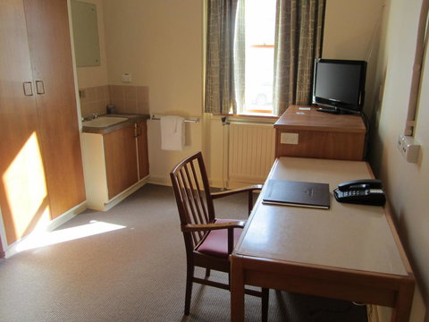 University House - ANU - Accommodation Brisbane 44