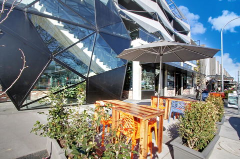 IQ Smart Apartments 704 Braddon ACT - Accommodation Brisbane 0