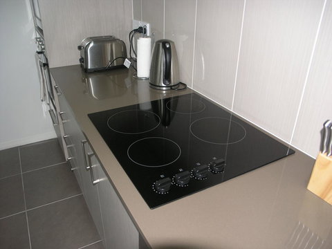 Kesh At Hudson Square - Accommodation Brisbane 25