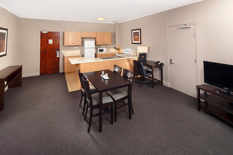 Quality Hotel Dickson - Accommodation Brisbane 7