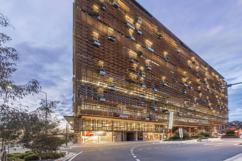 Canberra Luxury Apartment 3 - Accommodation Brisbane 5