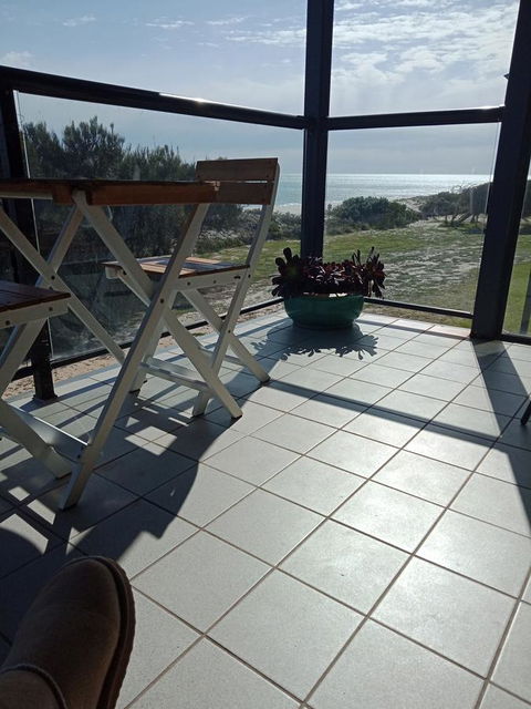 Blissful Beachfront Beachouse - Accommodation Brisbane 15