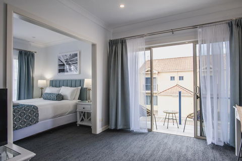 Marina Hotel - Accommodation Brisbane 8