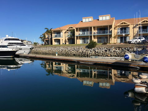 Marina Hotel - Accommodation Brisbane 35