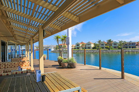 Marina Hotel - Accommodation Brisbane 38