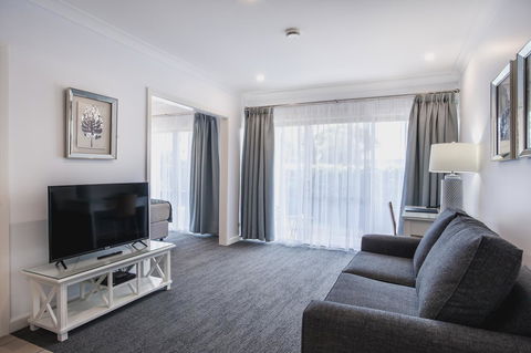 Marina Hotel - Accommodation Brisbane 24