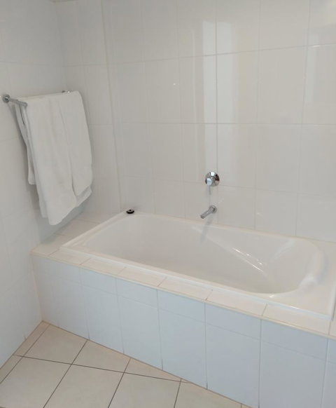 Wallaroo Marina Executive Apartments - Accommodation Brisbane 10