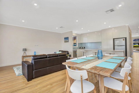 Eastern Breeze - Accommodation Brisbane 23