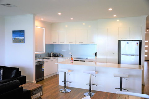 Eastern Breeze - Accommodation Brisbane 1