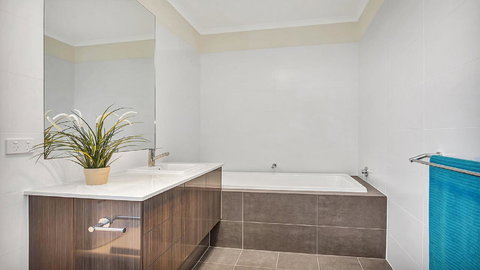 Eastern Breeze - Accommodation Brisbane 18