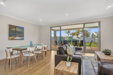Eastern Breeze - Accommodation Brisbane 15