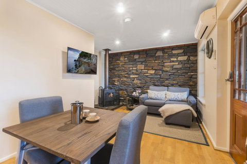 Stonewell Cottages And Vineyards - Accommodation Brisbane 32