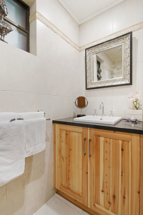 Stonewell Cottages And Vineyards - Accommodation Brisbane 21