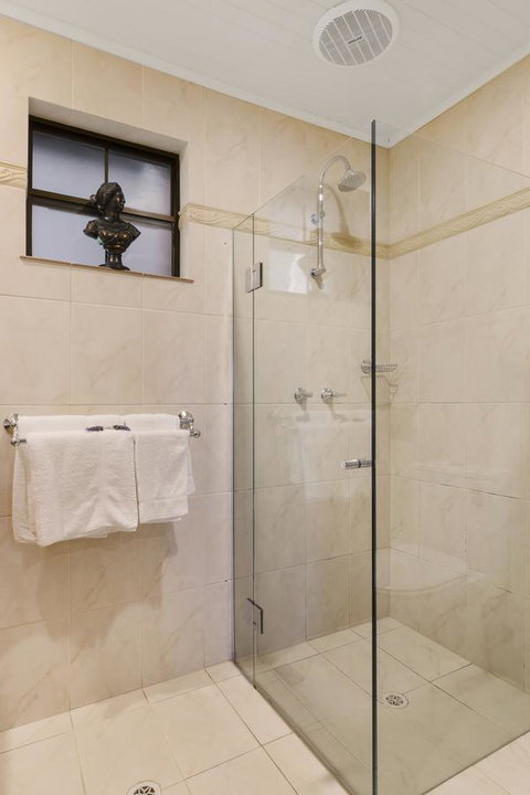 Stonewell Cottages And Vineyards - Accommodation Brisbane 33