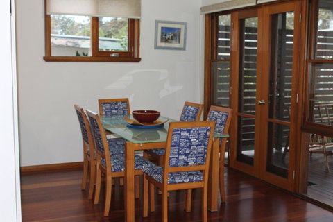 \'Point Break\' Your Waterfront Break At The Point - Accommodation Brisbane 7