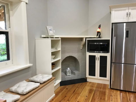 Ambrosia Holiday Home - Accommodation Brisbane 12