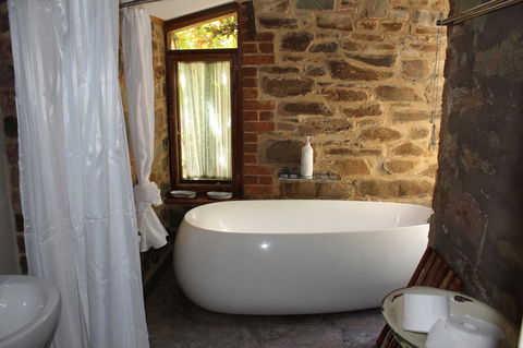 Hillside Cottage - Accommodation Brisbane 6