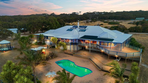 Doyles On The Bay - Accommodation Brisbane 1