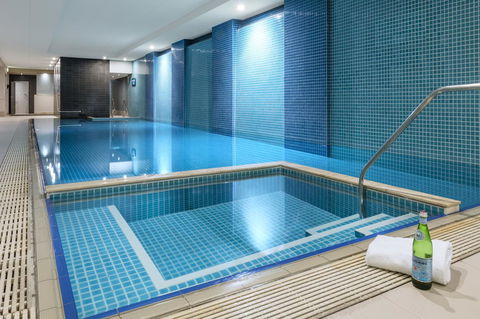 Oaks Glenelg Plaza Pier Suites - Accommodation Brisbane 10