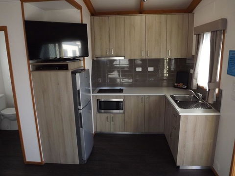 Ceduna Foreshore Caravan Park - Accommodation Brisbane 12