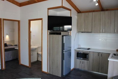 Ceduna Foreshore Caravan Park - Accommodation Brisbane 11