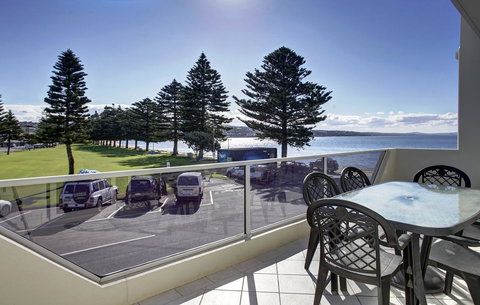 Tasman Beachside Apartment - Accommodation Brisbane 0