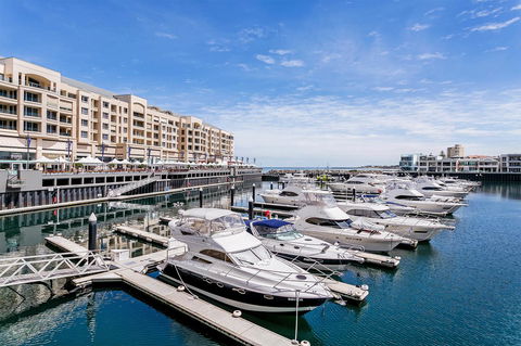 Heart Of Glenelg BnB - Accommodation Brisbane 22