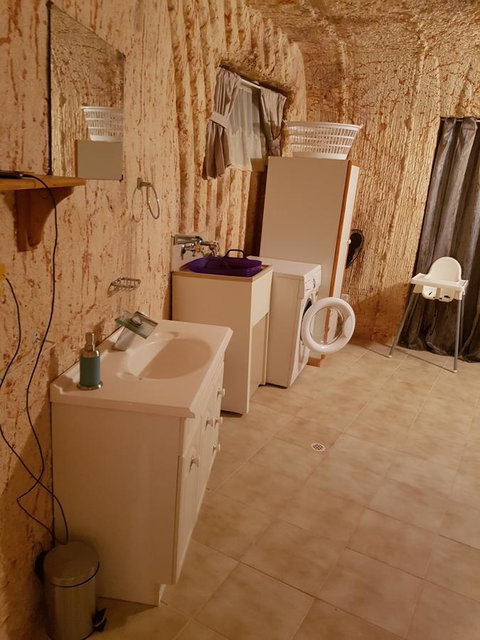 Underground Gem - Accommodation Brisbane 12