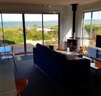 Coorong Waterfront Retreat - Accommodation Brisbane