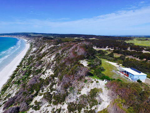 A Dune Escape - Accommodation Brisbane 0