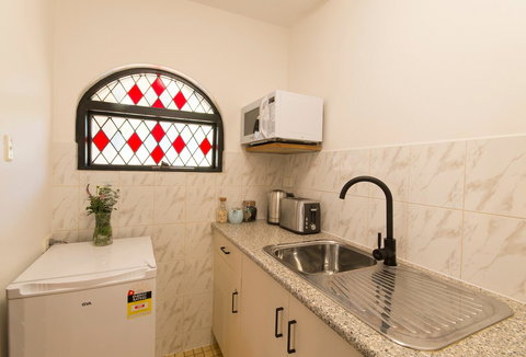 The Manor Basket Range - Accommodation Brisbane 5