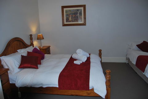 Jacaranda Cottage - Accommodation Brisbane 10