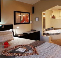 Romantic Getaways at Riverview Rise Retreats - Accommodation Brisbane