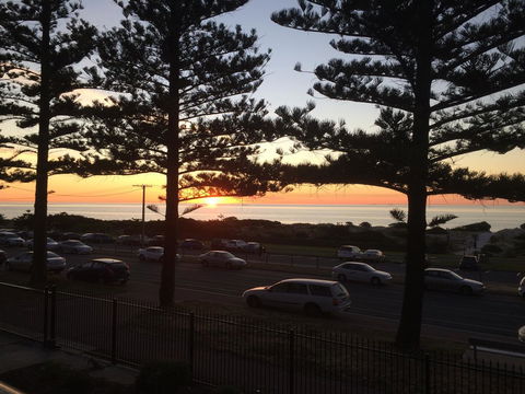 Adelaide - Semaphore Beach Front - Accommodation Brisbane 7