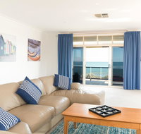 Seaview Sunset Holiday Apartments - Accommodation Brisbane