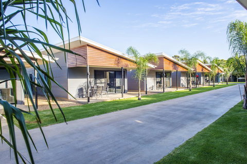Paringa Resort - Accommodation Brisbane 2