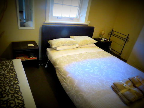 The Pig And Whistle - Accommodation Brisbane 12
