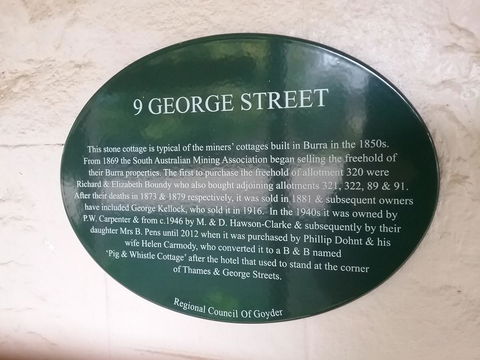 The Pig And Whistle - Accommodation Brisbane 40