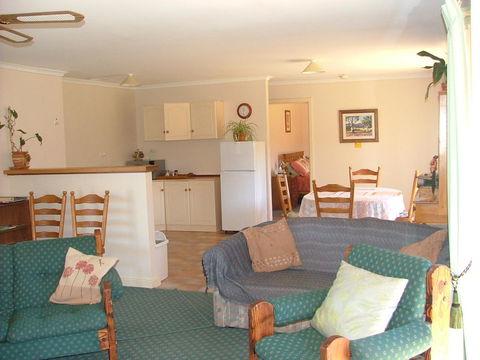 Taralee Orchards - Accommodation Brisbane 8