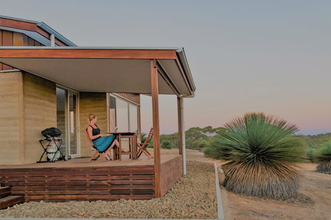 Ecopia Retreat - Accommodation Brisbane 9