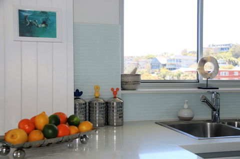 Beachfront Bliss - Accommodation Brisbane 4