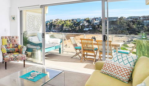 Beachfront Bliss - Accommodation Brisbane 11