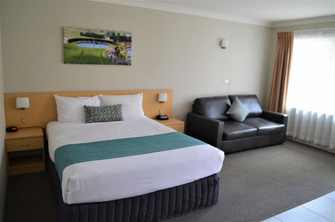 Bathurst Motor Inn - Accommodation Brisbane 2