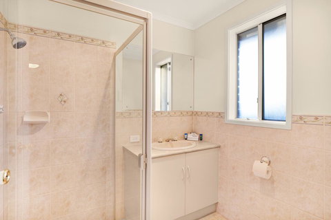 Adelaide Road Motor Lodge - Accommodation Brisbane 1