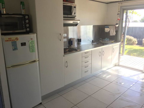 SHAKIN' SHACK - Accommodation Brisbane 6