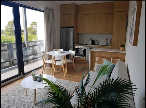 Wisteria Apartments - Accommodation Brisbane 3