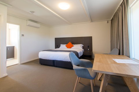 Mick O\'Sheas - Accommodation Brisbane 29