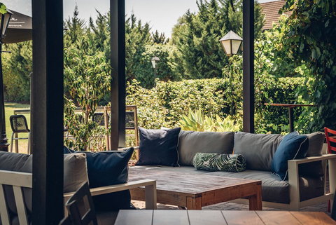 Mick O\'Sheas - Accommodation Brisbane 33