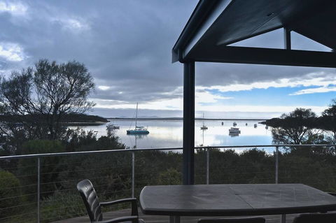 Rest A Shore Coffin Bay - Accommodation Brisbane 2